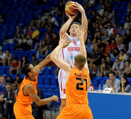 Prvi poraz košarkaša Crne Gore: Holanđani trijumfovali u "Morači" Prvi poraz košarkaša Crne Gore: Holanđani trijumfovali u "Morači"