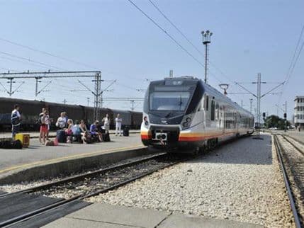 ZINDOVIĆ: Atak na voz Nikšić- Podgorica ocjenjujemo kao terorizam ZINDOVIĆ: Atak na voz Nikšić- Podgorica ocjenjujemo kao terorizam