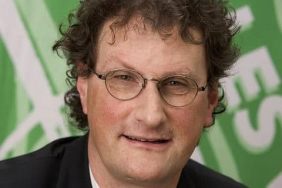 Švajcarska: Gradonačelnik smijenjen zbog golog selfija Švajcarska: Gradonačelnik smijenjen zbog golog selfija