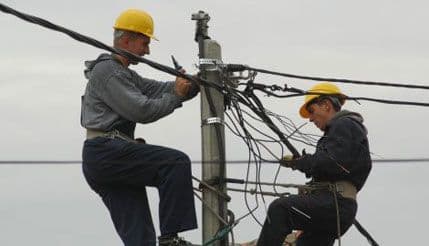 NOVI ZAKON: Ko neovlašćeno troši struju platiće štetu jedne do tri godišnje potrošnje NOVI ZAKON: Ko neovlašćeno troši struju platiće štetu jedne do tri godišnje potrošnje