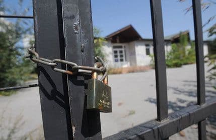 SIVA EKONOMIJA: U prvih pola godine katanac na 104 objekta zbog nepoštovanja propisa SIVA EKONOMIJA: U prvih pola godine katanac na 104 objekta zbog nepoštovanja propisa