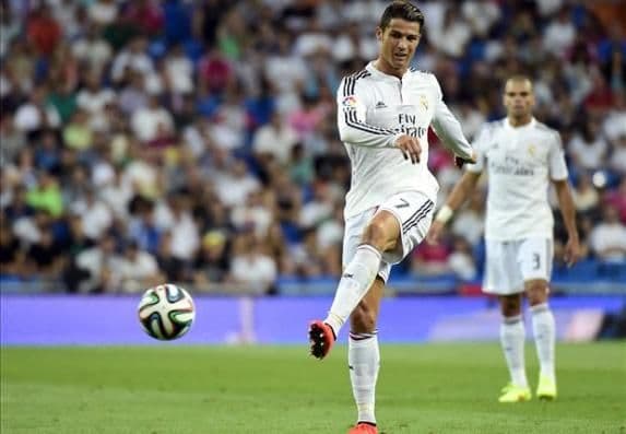 Anćeloti: Ronaldo zbog povrede napustio teren Anćeloti: Ronaldo zbog povrede napustio teren