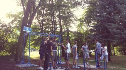 Aktivna zona: ’’Street workout zona’’ u Njegoševom parku Aktivna zona: ’’Street workout zona’’ u Njegoševom parku