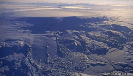 Island: VuIkan se zahuktava, vlasti počele evakuaciju Island: VuIkan se zahuktava, vlasti počele evakuaciju
