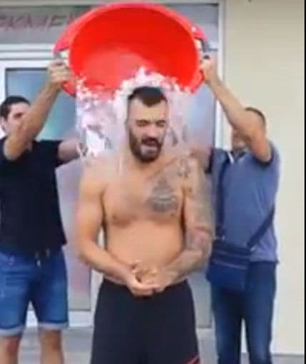 VIDEO: Peković odgovorio na ledeni izazov Kaće Bulatović VIDEO: Peković odgovorio na ledeni izazov Kaće Bulatović