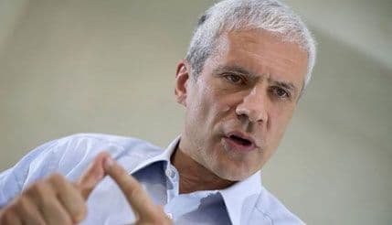 Tadić se izvinio makedonskom narodu Tadić se izvinio makedonskom narodu