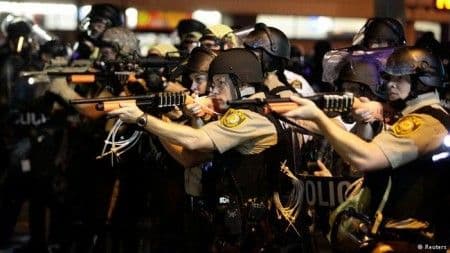 Nacionalna garda napušta Ferguson Nacionalna garda napušta Ferguson