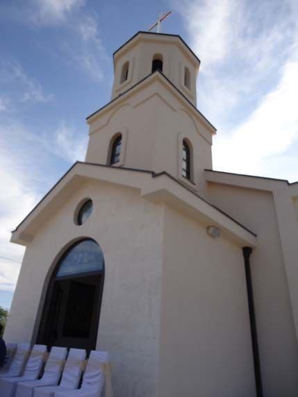 Osveštana renovirana crkva Svetog Mihaila u Dinoši Osveštana renovirana crkva Svetog Mihaila u Dinoši