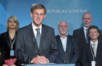 Povjerenje Ceraru, Jankoviću ne Povjerenje Ceraru, Jankoviću ne