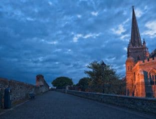 Irska - od ekonomskog čuda do dna Irska - od ekonomskog čuda do dna