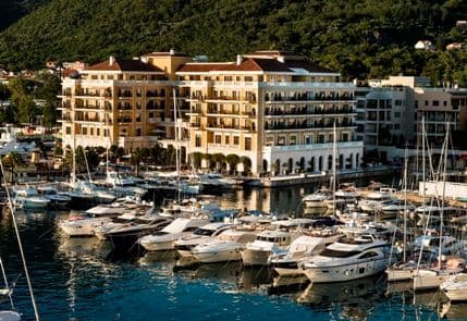 Đukanović i Mank otvaraju "Regent", nastupa Miloš Karadaglić Đukanović i Mank otvaraju "Regent", nastupa Miloš Karadaglić