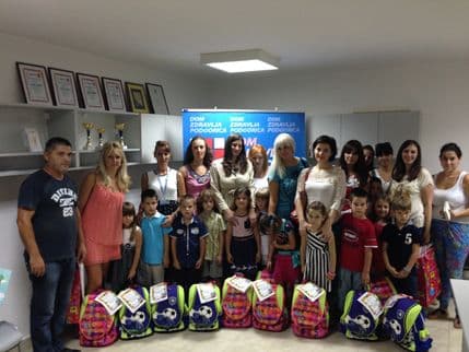 Zaposleni u Domu zdravlja dobili knjige za prvake Zaposleni u Domu zdravlja dobili knjige za prvake