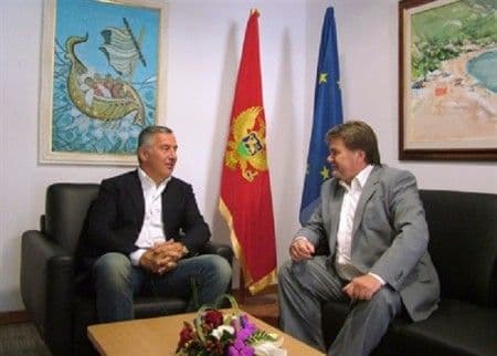 ĐUKANOVIĆ I JAKOVČIĆ: Integracija uslov ekonomskog razvoja ĐUKANOVIĆ I JAKOVČIĆ: Integracija uslov ekonomskog razvoja