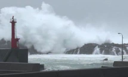 Japan pozvao stanovništvo da pravi zalihe toalet papira Japan pozvao stanovništvo da pravi zalihe toalet papira