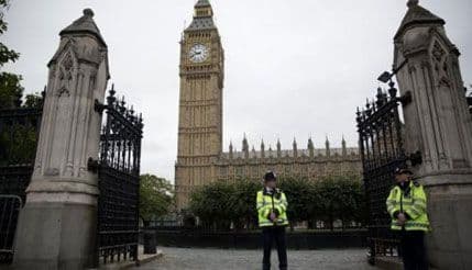 Kameron najavio mjere za borbu protiv džihadista Kameron najavio mjere za borbu protiv džihadista