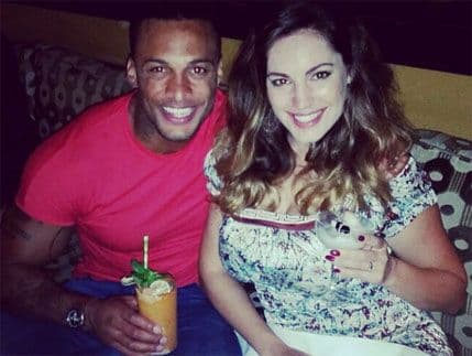 Keli Bruk ne prestaje da se hvali vjerenikom Keli Bruk ne prestaje da se hvali vjerenikom