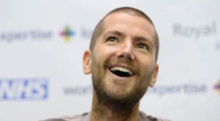 Britanac izliječen od ebole novim lijekom Britanac izliječen od ebole novim lijekom