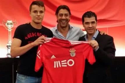 Mladi Oliver Šarkić potpisao za Benfiku! Mladi Oliver Šarkić potpisao za Benfiku!