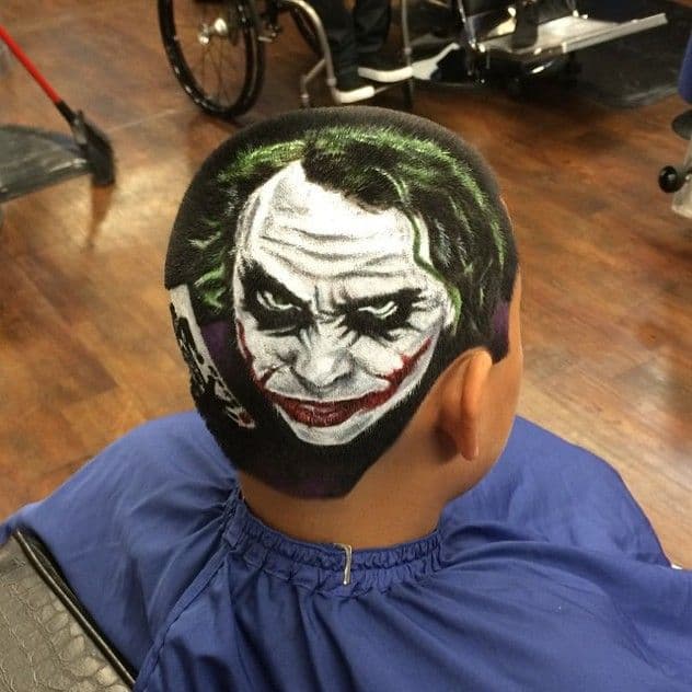 Frizure kao umjetnička djela (FOTO) Frizure kao umjetnička djela (FOTO)