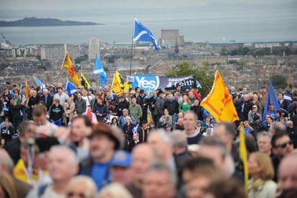 Prvi put više Škota za nezavisnost Prvi put više Škota za nezavisnost