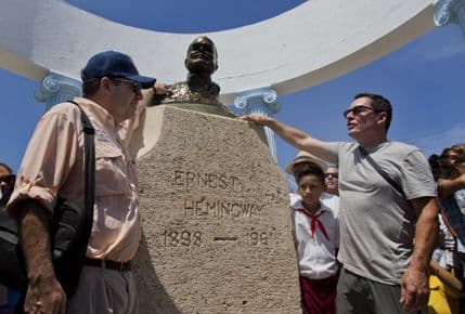 Hemingvej ponovo spaja SAD i Kubu Hemingvej ponovo spaja SAD i Kubu