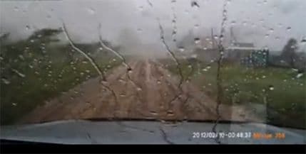 VIDEO: Iz garaže u tornado VIDEO: Iz garaže u tornado