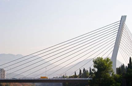 Podgoričanin uhapšen zbog napada na sugrađanina Podgoričanin uhapšen zbog napada na sugrađanina