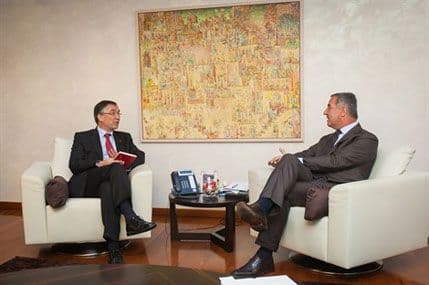 Đukanović primio u oproštajnu posjetu ambasadora Kanade Romana Vaščuka Đukanović primio u oproštajnu posjetu ambasadora Kanade Romana Vaščuka