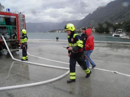 Pripadnici kotorske Službe zaštite i spašavanja noć proveli na terenu Pripadnici kotorske Službe zaštite i spašavanja noć proveli na terenu