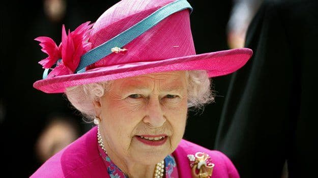 Kraljica Škotima: Razmislite pažljivo o budućnosti Kraljica Škotima: Razmislite pažljivo o budućnosti