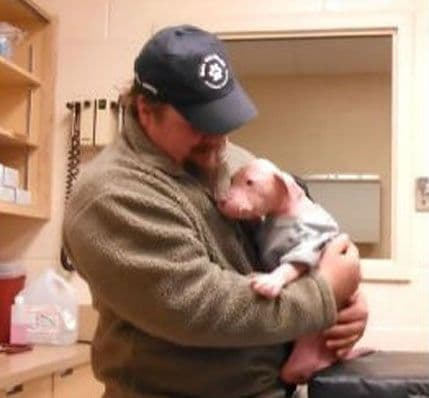 VIDEO: Kako štene zahvaljuje za spašeni život VIDEO: Kako štene zahvaljuje za spašeni život