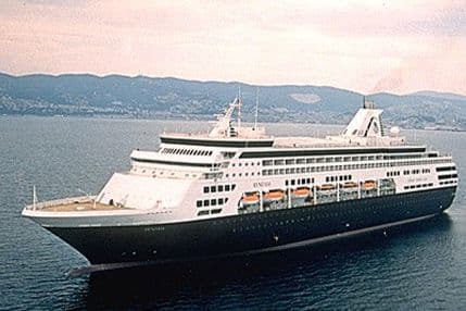 Kruzer "MS Ryndam" uplovio u Luku Kotor Kruzer "MS Ryndam" uplovio u Luku Kotor