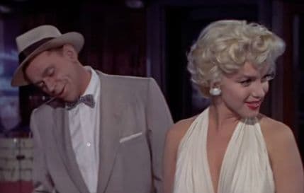 Tajna bijele haljine koja je uzdrmala Holivud Tajna bijele haljine koja je uzdrmala Holivud