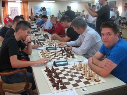 Startovala Premijer šahovska liga u Ulcinju Startovala Premijer šahovska liga u Ulcinju