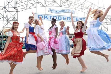 Pivo, kobasice i dekoltei na Oktoberfestu privukli već milion posjetilaca Pivo, kobasice i dekoltei na Oktoberfestu privukli već milion posjetilaca