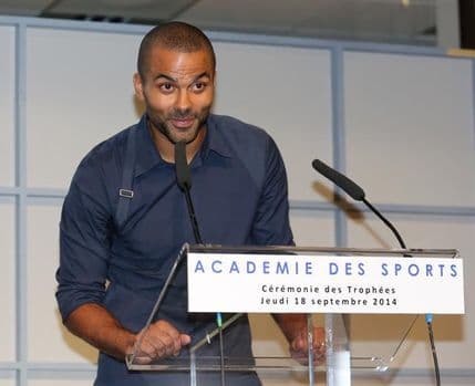 VIDEO: Nevjerovatan koš Parkera VIDEO: Nevjerovatan koš Parkera