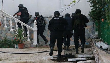 Brčko pod opsadom u potrazi za dvojicom pedofila  Brčko pod opsadom u potrazi za dvojicom pedofila