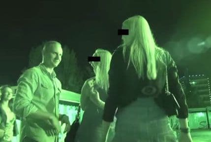 VIDEO - SAVJETI “STRANIH EKSPERATA”: Kako se muvaju đevojke u Budvi? VIDEO - SAVJETI “STRANIH EKSPERATA”: Kako se muvaju đevojke u Budvi?