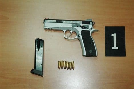 Oduzet pištolj koji je Podgoričanin neovlašćeno nosio Oduzet pištolj koji je Podgoričanin neovlašćeno nosio
