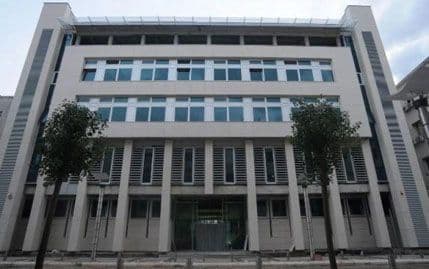 Iz Vlade najavljeno da će prihodi budžeta biti veći za 31 milion eura od planiranog Iz Vlade najavljeno da će prihodi budžeta biti veći za 31 milion eura od planiranog