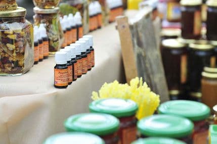 Oko 70 izlagača na "Podgoričkim danima meda" Oko 70 izlagača na "Podgoričkim danima meda"