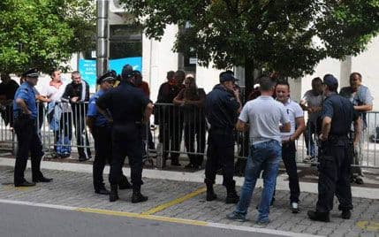 Radnici Metalca tražili hitnu sjednicu Odbora za antikorupciju Radnici Metalca tražili hitnu sjednicu Odbora za antikorupciju