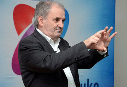 Ponekad je imaginacija važnija od znanja Ponekad je imaginacija važnija od znanja