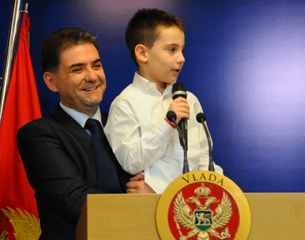 Nikola Šćepanović - čudo od djeteta (VIDEO) Nikola Šćepanović - čudo od djeteta (VIDEO)