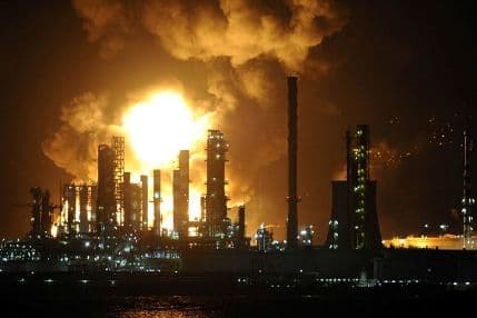 Itlaija: Požar u rafineriji na Siciliji (VIDEO) Itlaija: Požar u rafineriji na Siciliji (VIDEO)