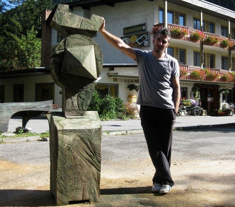 Stojanović na internacionalnom simpozijumu moderne umjetnosti Stojanović na internacionalnom simpozijumu moderne umjetnosti