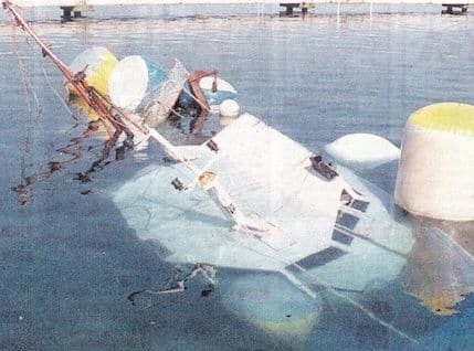 Padobranom diže jahte sa dna mora Padobranom diže jahte sa dna mora