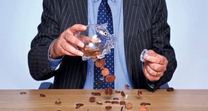 Korisnici hipotekarnih kredita ne mogu da vrate 79 miliona eura Korisnici hipotekarnih kredita ne mogu da vrate 79 miliona eura