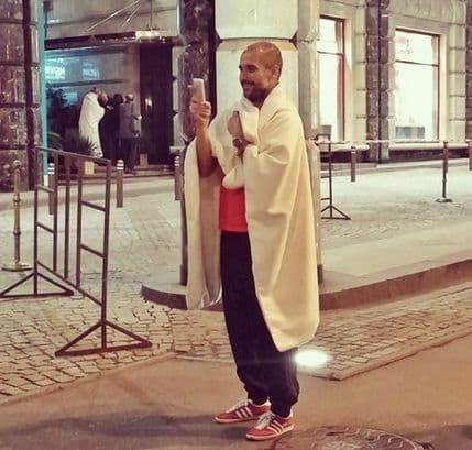 Igrači Bajerna evakuisani iz hotela zbog požarnog alarma Igrači Bajerna evakuisani iz hotela zbog požarnog alarma