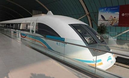 Japanci obavili prvi javni test Maglev voza koji dostiže brzinu od 500 km na čas Japanci obavili prvi javni test Maglev voza koji dostiže brzinu od 500 km na čas